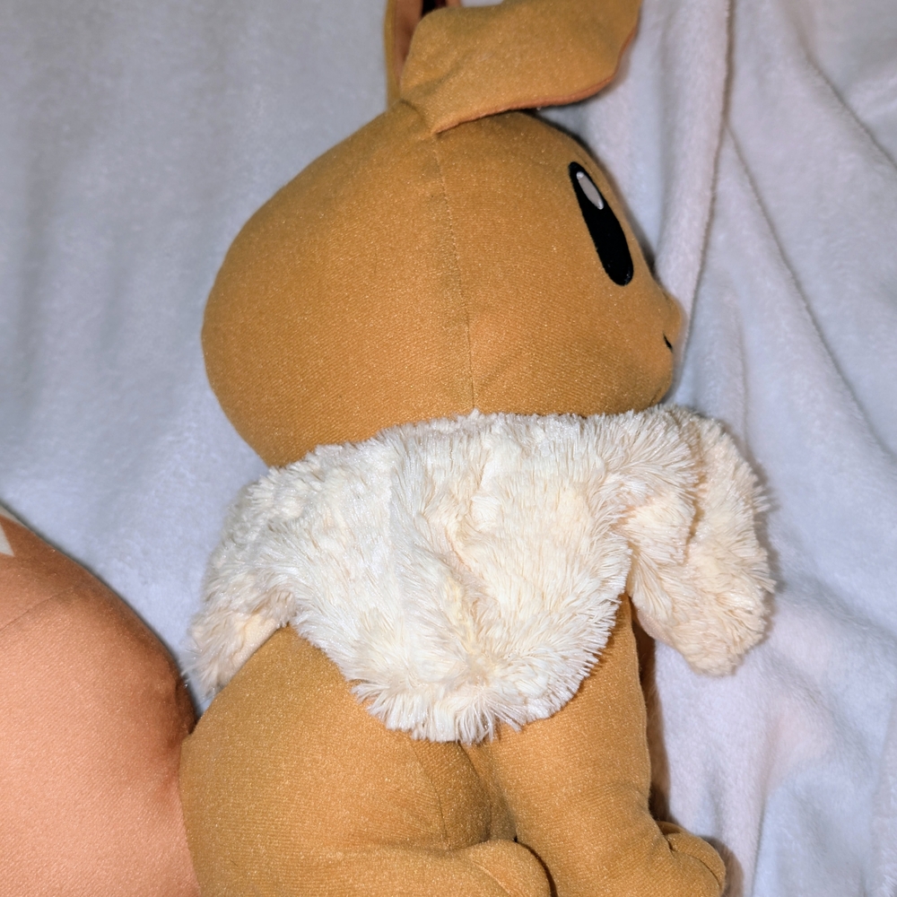 The Toy Factory Pokemon Eevee Plush Stuffed Animal Plush Toy - Picture 8 of 10